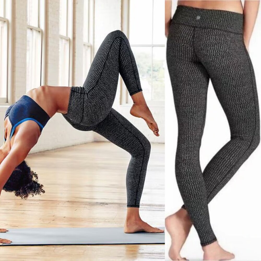 Athleta Heartbeat Chaturanga Tights Yoga Ankle Leggings Zig Zag Black XS